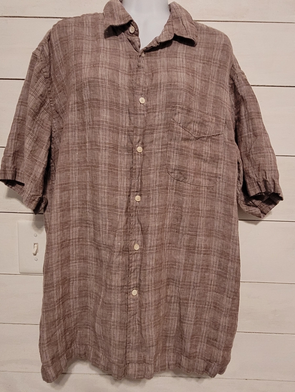 Jos. A. Bank Brown Reserve Plaid Short-Sleeve Button-Down Shirt